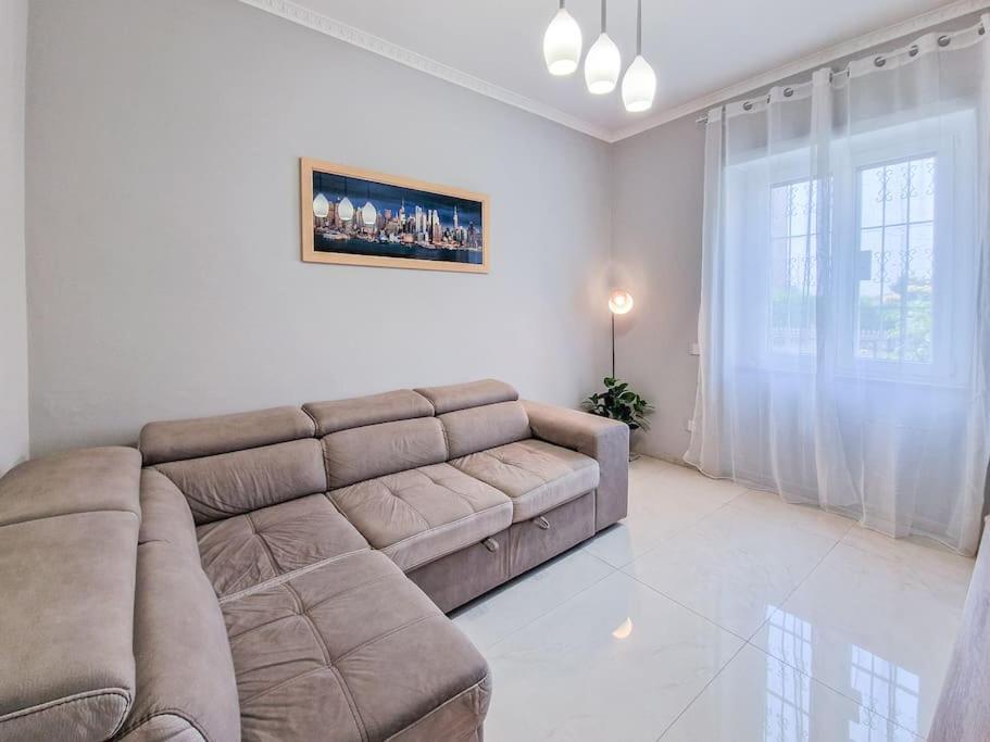 Apartment Puccio - Station *
